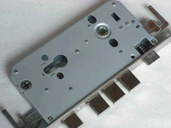 文圣24小时上门开锁公司