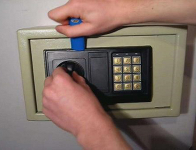 文圣24小时上门开锁公司